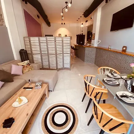 아파트 Corfu Port Mantouki
